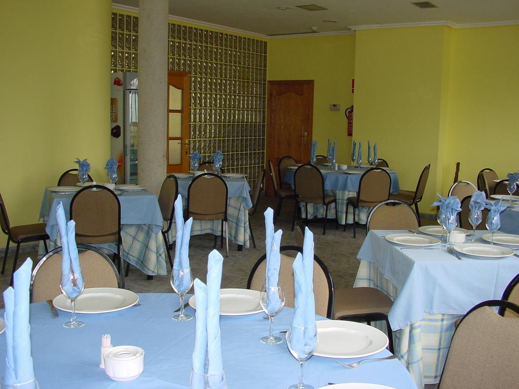 Hotel La Mora Villaseca de Laciana Bagian luar foto